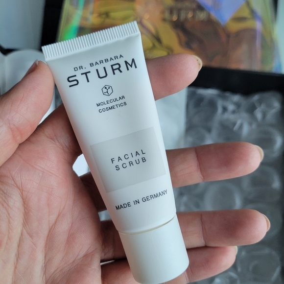 🌟HOST PICK🌟  Dr. Barbara Sturm discovery set - Picture 9 of 14